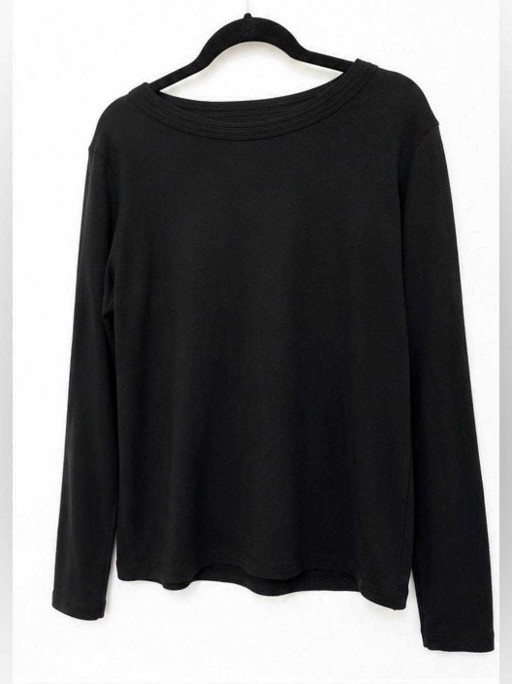 Central Park West New York Black Long Sleeve Knit Top - Women’s Large